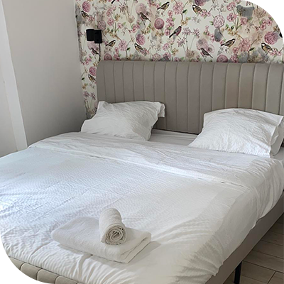 log airbnb